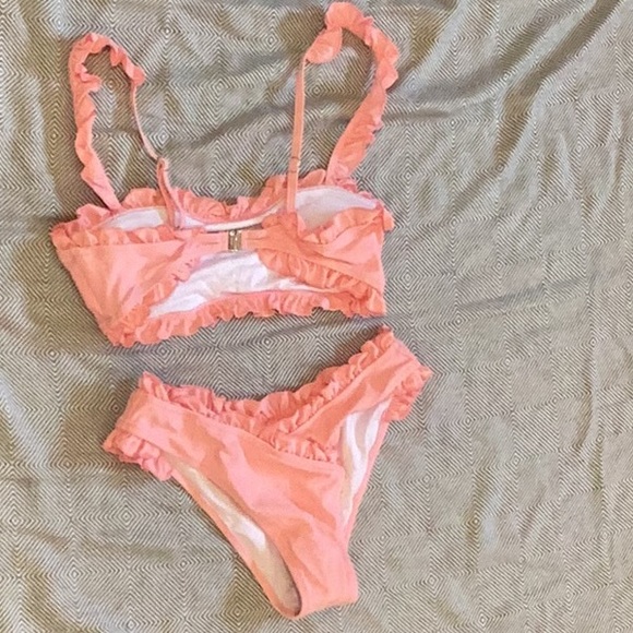 Women Pink Ruffle Bikini Set - Picture 4 of 5
